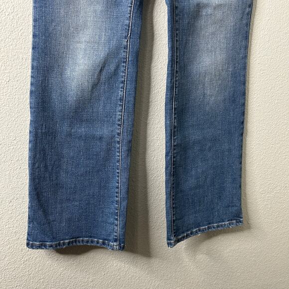 Levi’s Vintage Classic Bootcut Jean Women 10 Medium Wash Mid Rise Stretch Denim - Picture 4 of 8